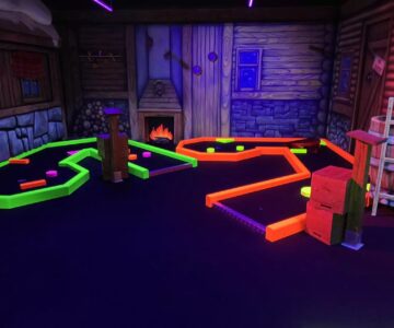 Glow golf